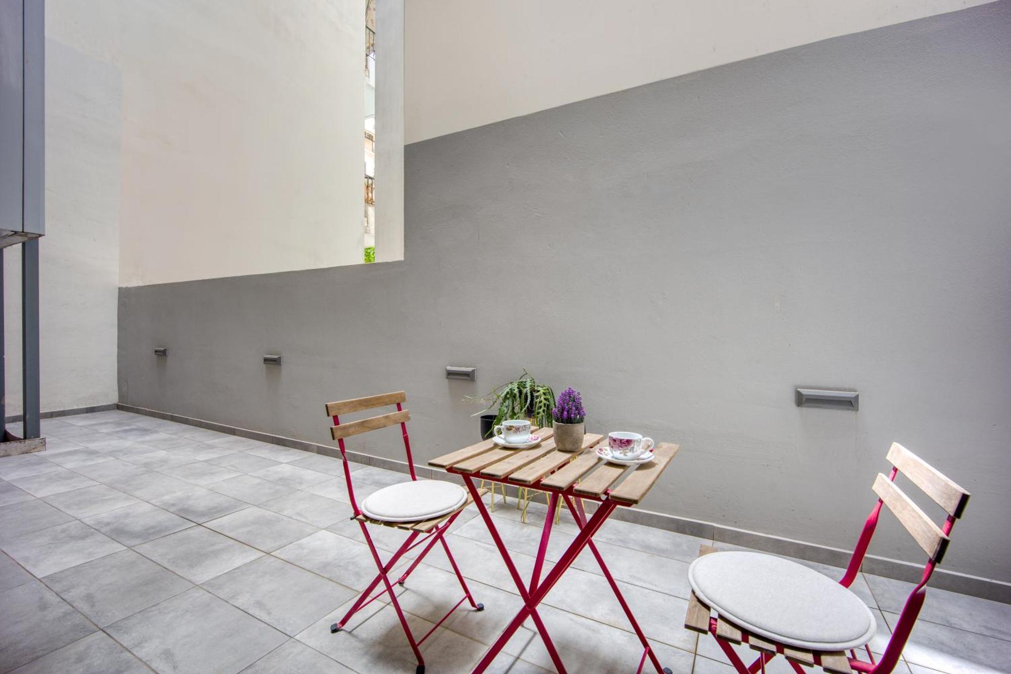 Pagrati/Hilton Area, Bentzi Apartment Атина Екстериор снимка