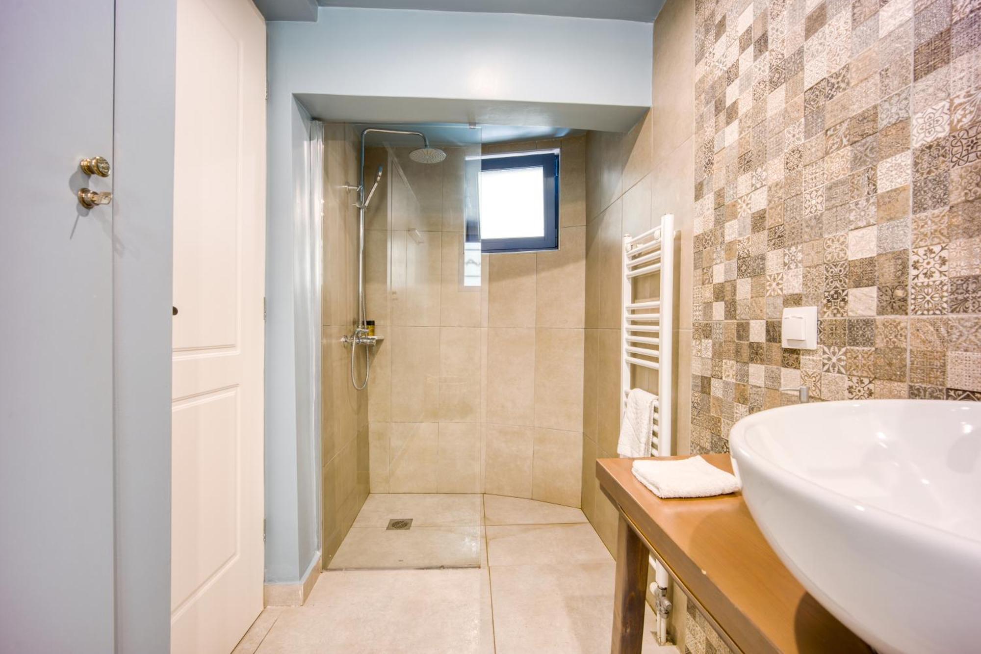 Pagrati/Hilton Area, Bentzi Apartment Атина Екстериор снимка